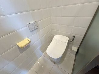 トイレリフォーム 泡洗浄でお掃除ラクラク！清潔を保てる快適なトイレ